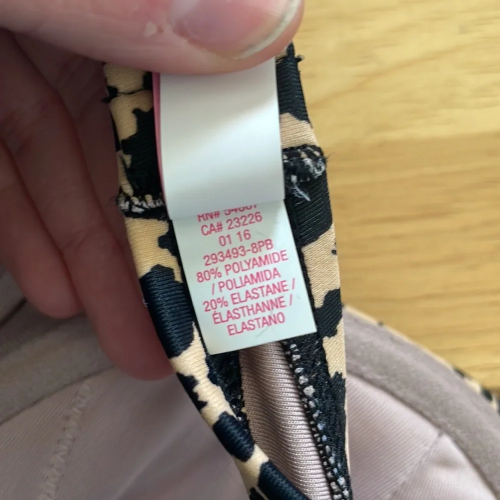 Victoria’s Secret The Knockout Bandeau 32C bikini top animal print swim leopard